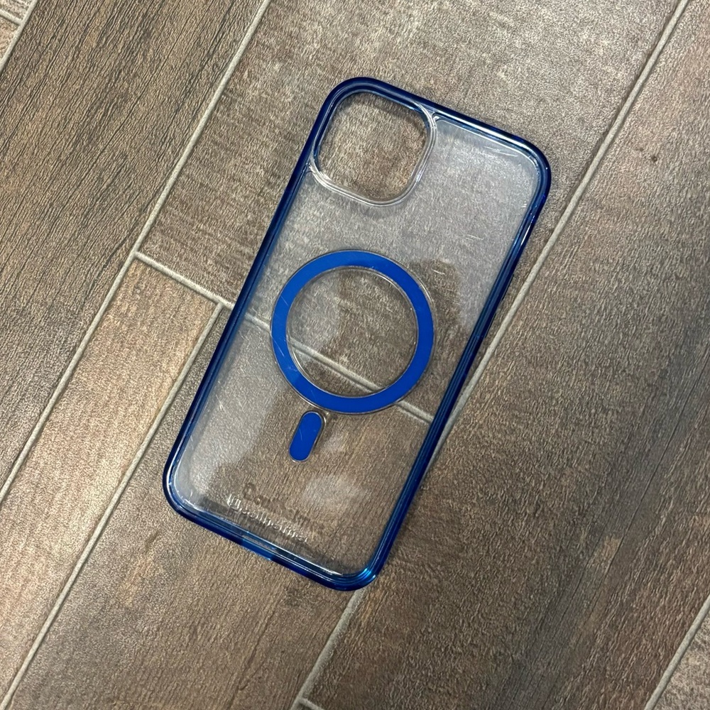CellHelmet Mag Safe Clear and Blue IPhone 15 plus case